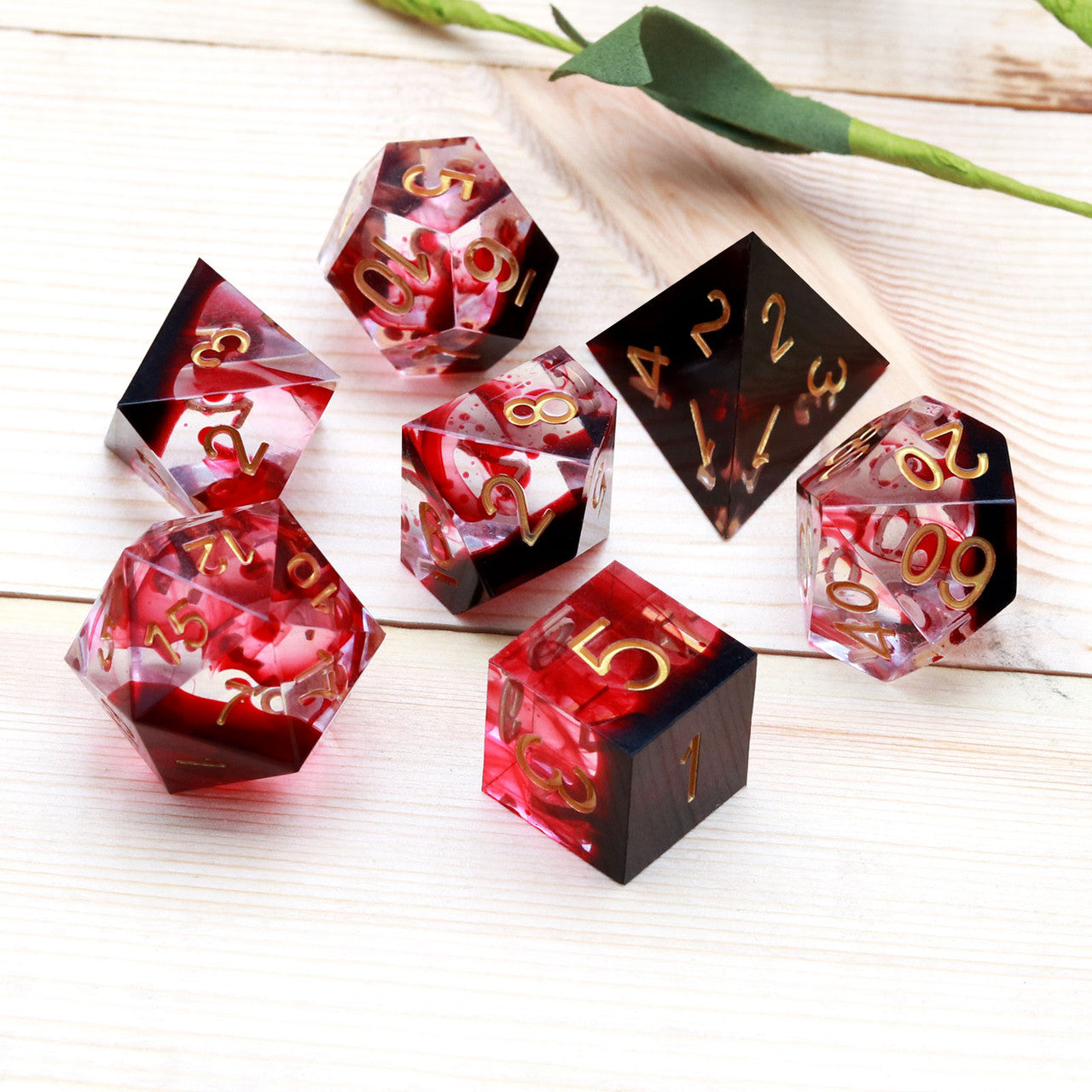 red blood swirl sharp edge dice set with dice case