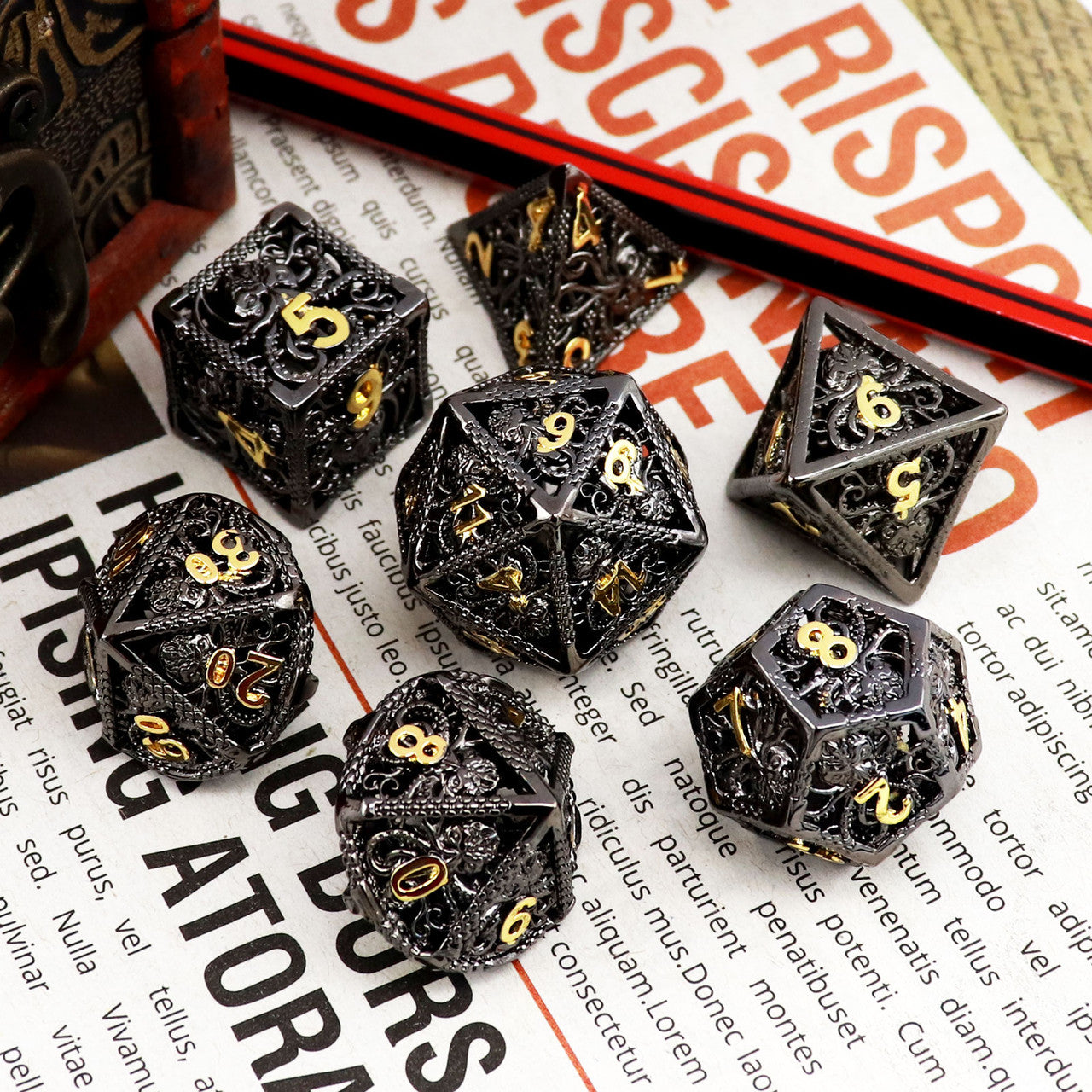 Haxtec Hollow Metal DND Dice Set Octopus Kraken Mind Flayer Dice-Black Gold Numbers