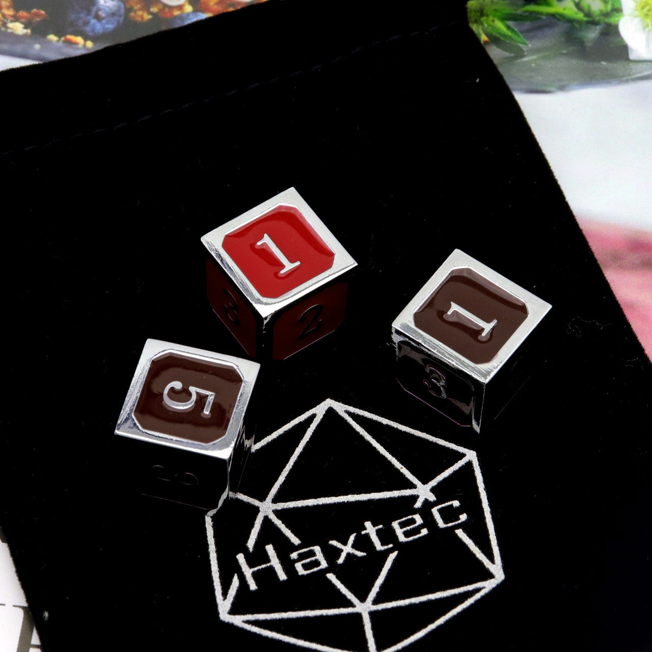 red black dice, silver metal dice, heat sensitive dice, color changing dice, haxtec dice