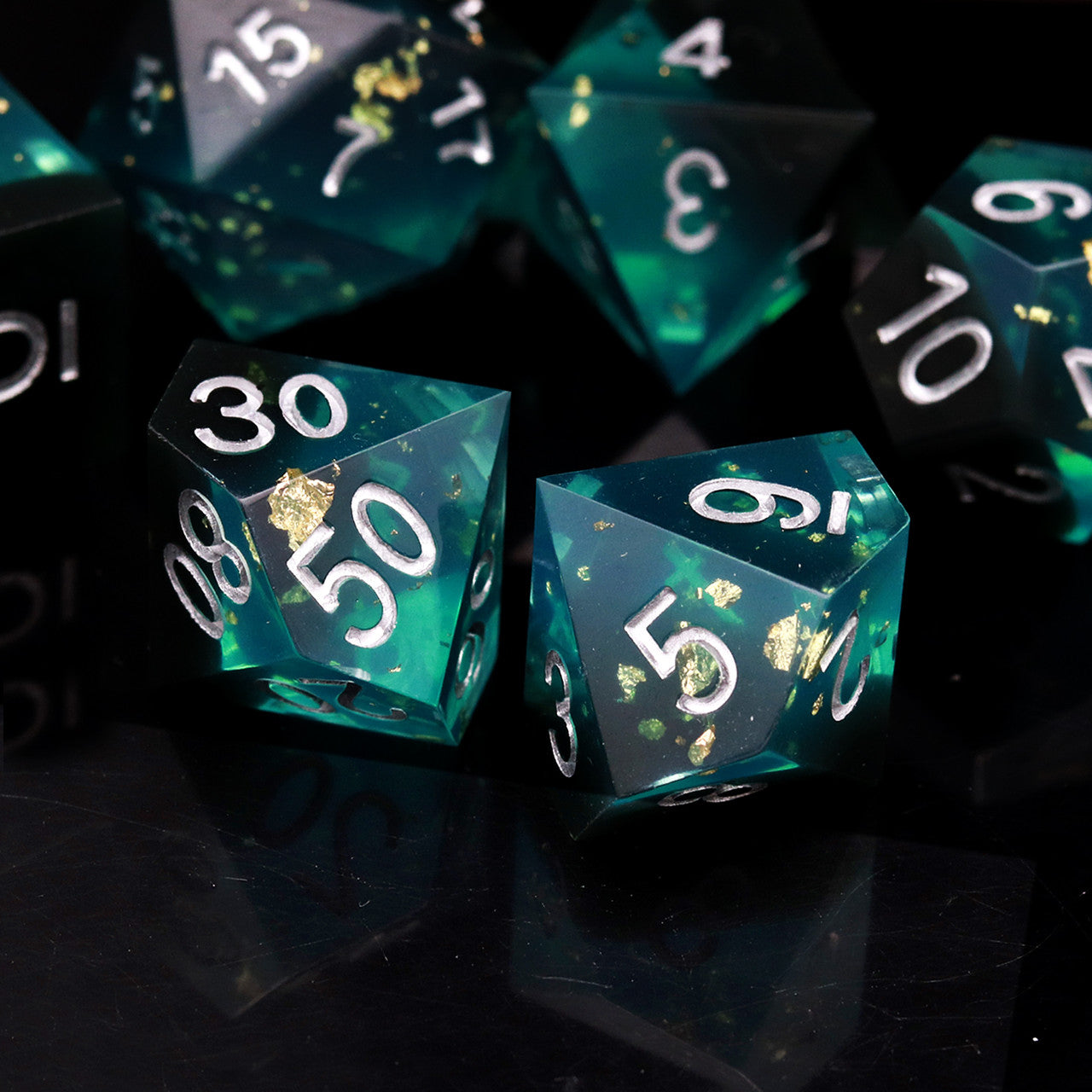 blue black sharp edge dnd Dice set
