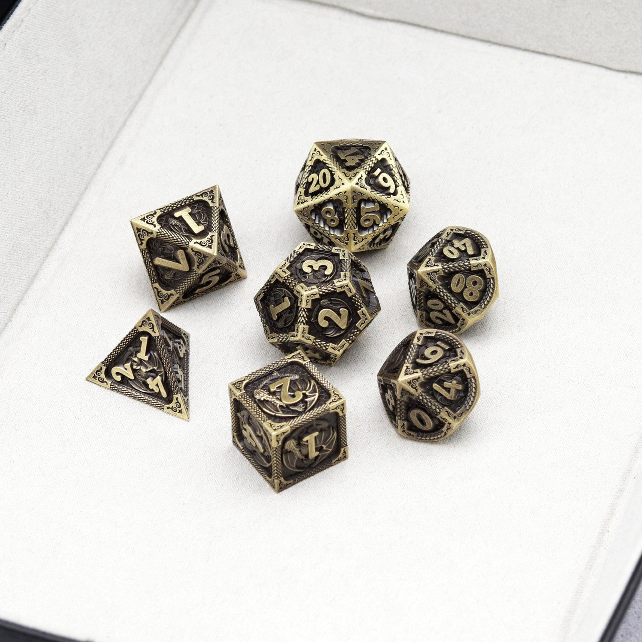 antiue bronze metal dnd dice set dragon pattern