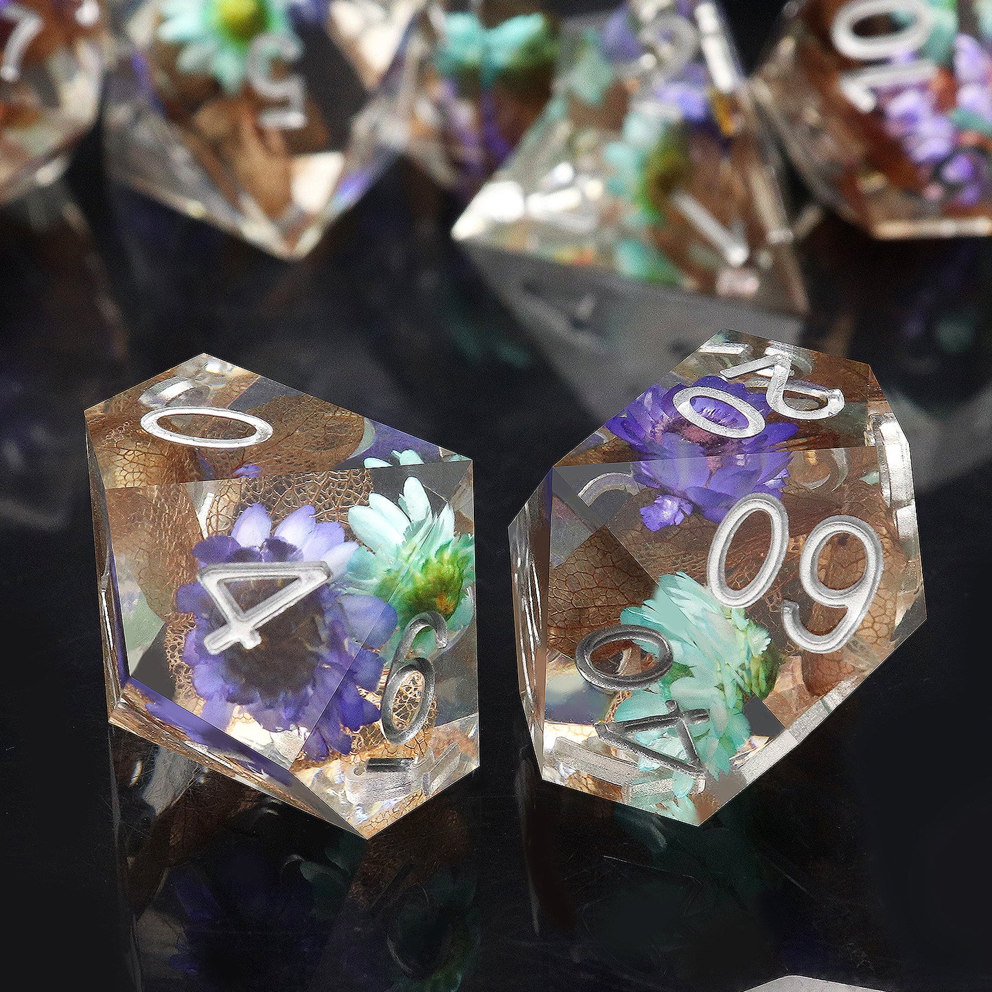 Haxtec Flower Sharp Edge Dice Set DND Dice D&D Dice for Dungeons and Dragons Gift
